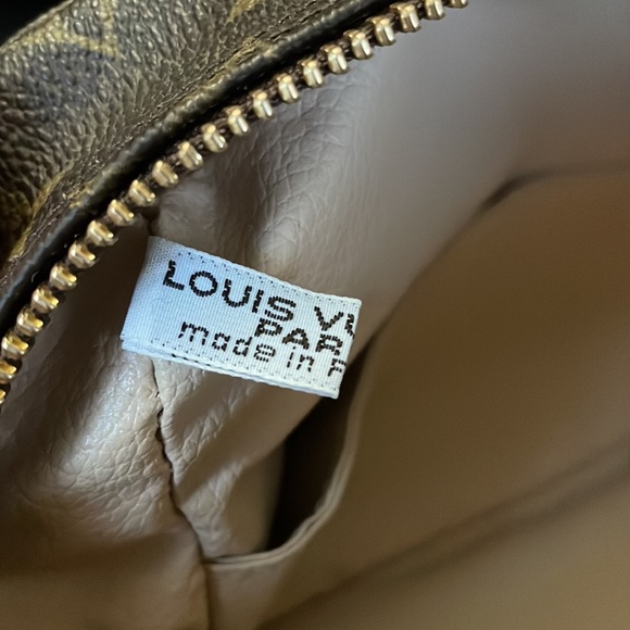 ❌Sold❌Authentic LV Vintage Monogram Toiletry Trousse 28💥 - Picture 15 of 17